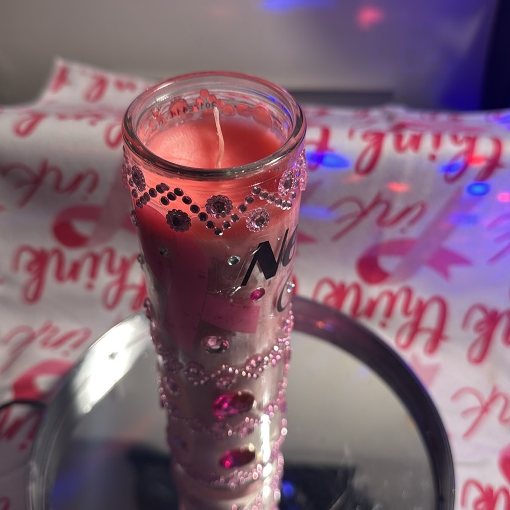 BREAST CANCER AWARENESS BLINGED OUT CANDLES TO REMEMBER OUR LOVED ONES💗🎀🎗️ 🥊 - Picture 3 of 11